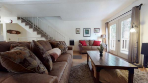 Mammoth View Villas 20-Nice townhome close to the Village
